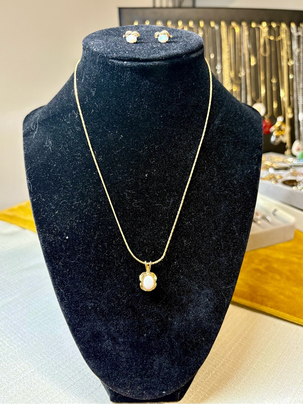 Goldtone opal necklace and earring  set